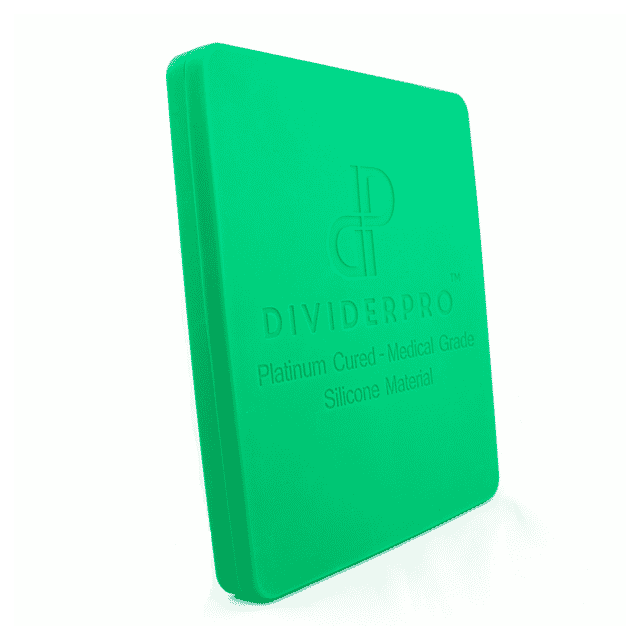 Slabtainer Silicone Wax Container 8 X 9" | Divider Pro | Green Color