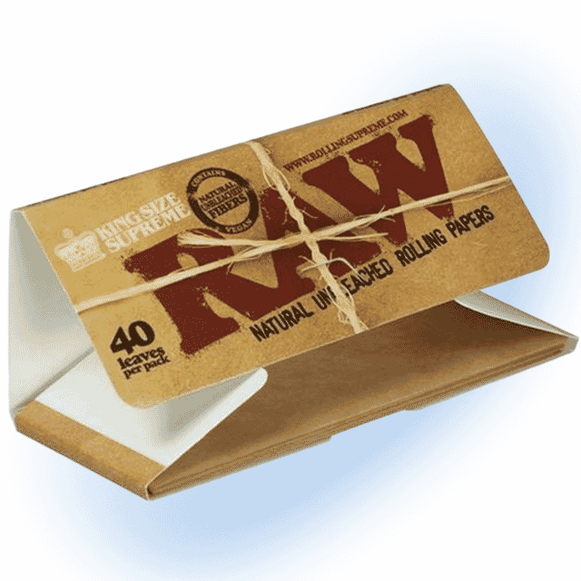 Pack of RAW King Size Supreme Creaseless Papers, natural and smooth for an enhanced smoking experience.