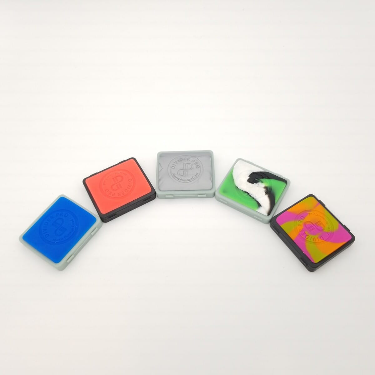 Slabtainer Silicone Containers 2x2 Divider Pro