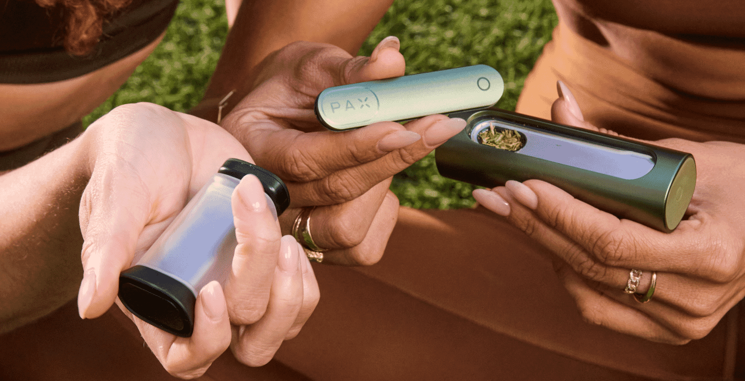 Pax Flow Vaporizer Image with User Loading Device